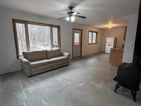 5th image of 127 Olsen Rd