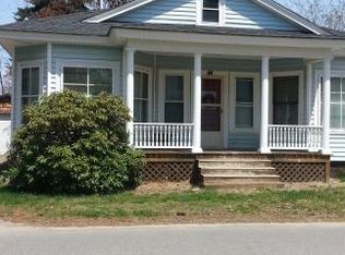 14 Cleveland St, Rochester, NH 03867