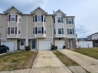 657 Hunting Fields Rd, Middle River, MD 21220