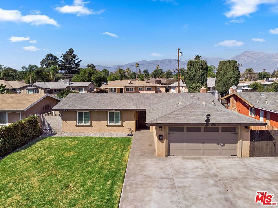 1st image of 1787 Larkspur Ave