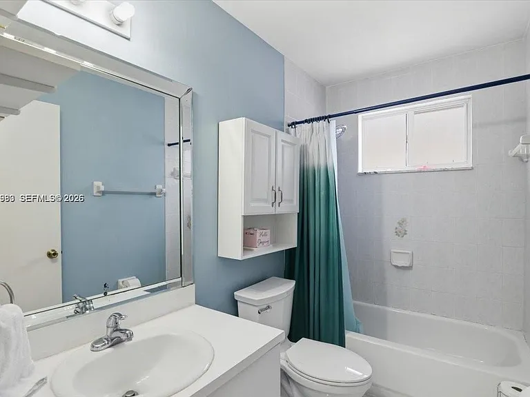 13741 SW 160th Ter — Photo 22