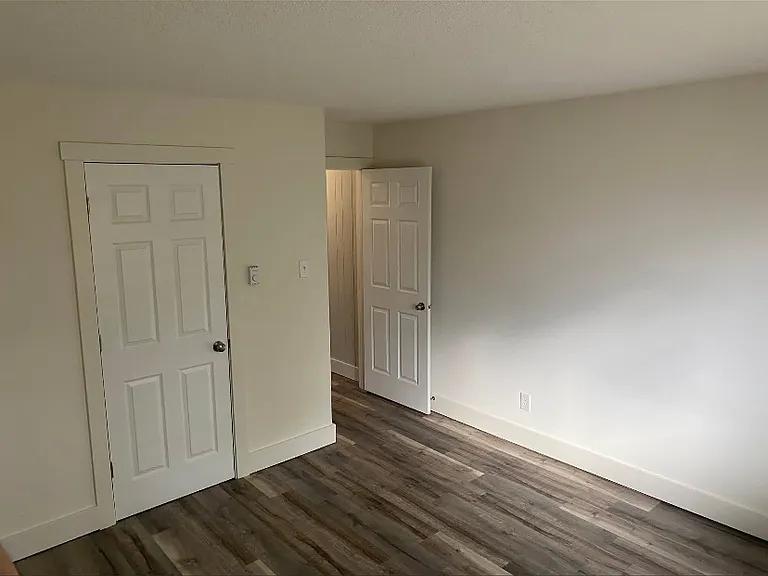 1890 S Walnut St #16 — Photo 14