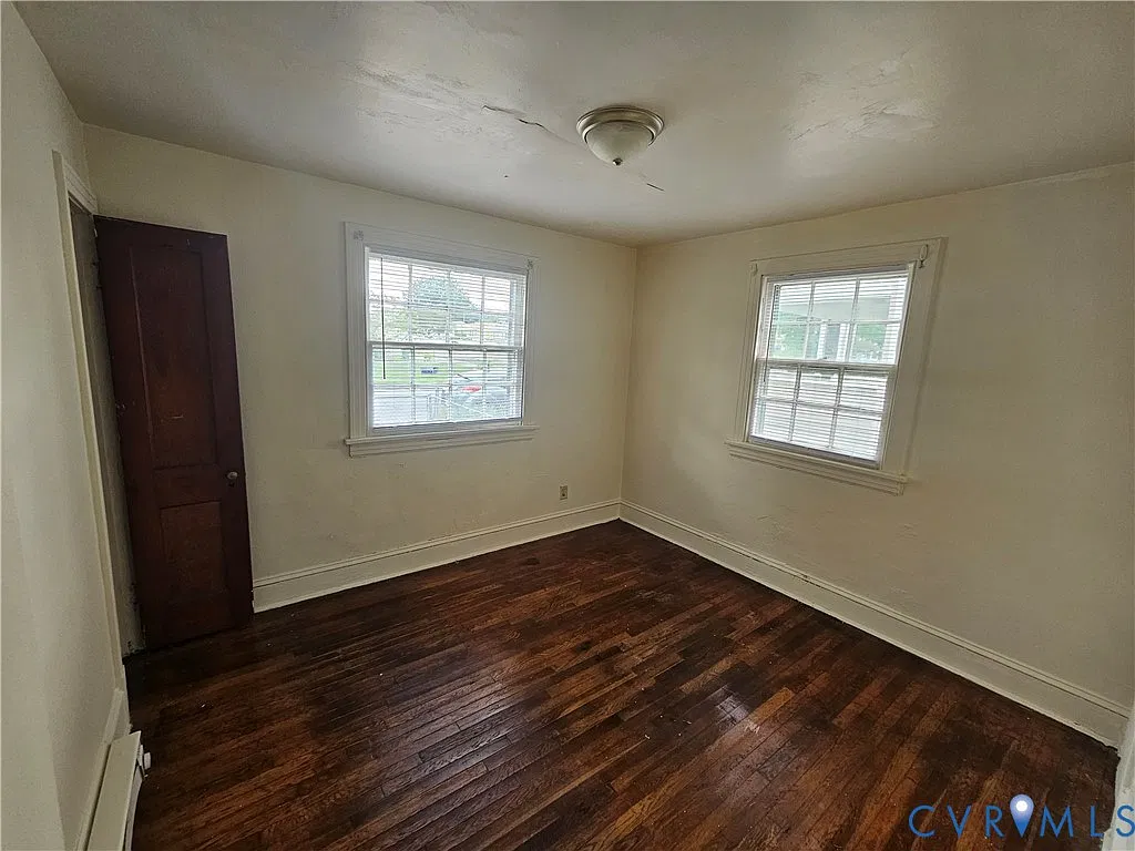 2 bed, 1.0 bath, 714 sqft, $900 — Photo 4
