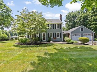 7 Ritter Rd, Hingham, MA 02043