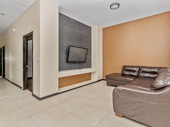 3rd image of 4217 Colbath Ave Unit 240B