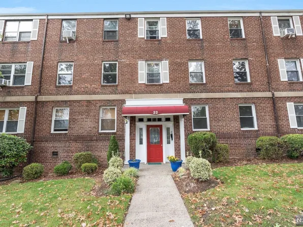 22 Cedar St APT 2A, Ridgefield Park, NJ 07660
