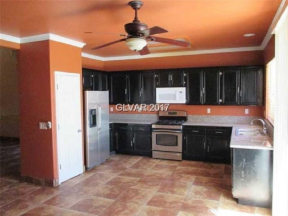 2nd image of 637 Rubber Tree Ave