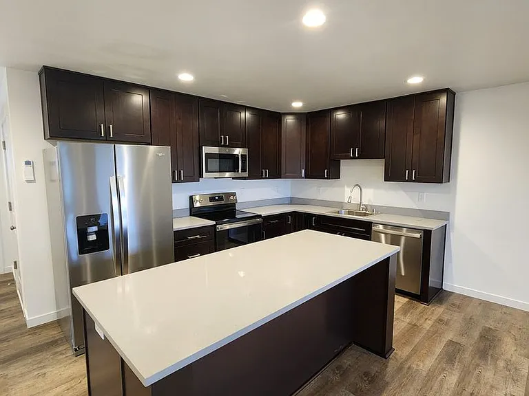 1010 Peach Rd — Photo 6