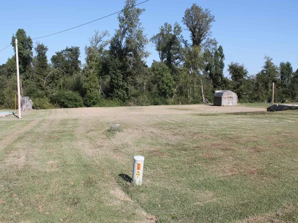 4351 Sharon Hwy, Dresden, TN 38225