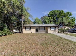 38827 South Ave, Zephyrhills, FL 33542