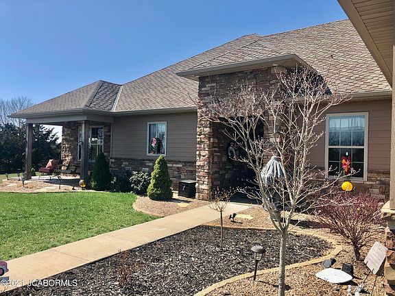 3rd image of 2812 Cantaberry Dr