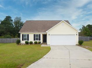 286 Pebble Ln, Raeford, NC 28376