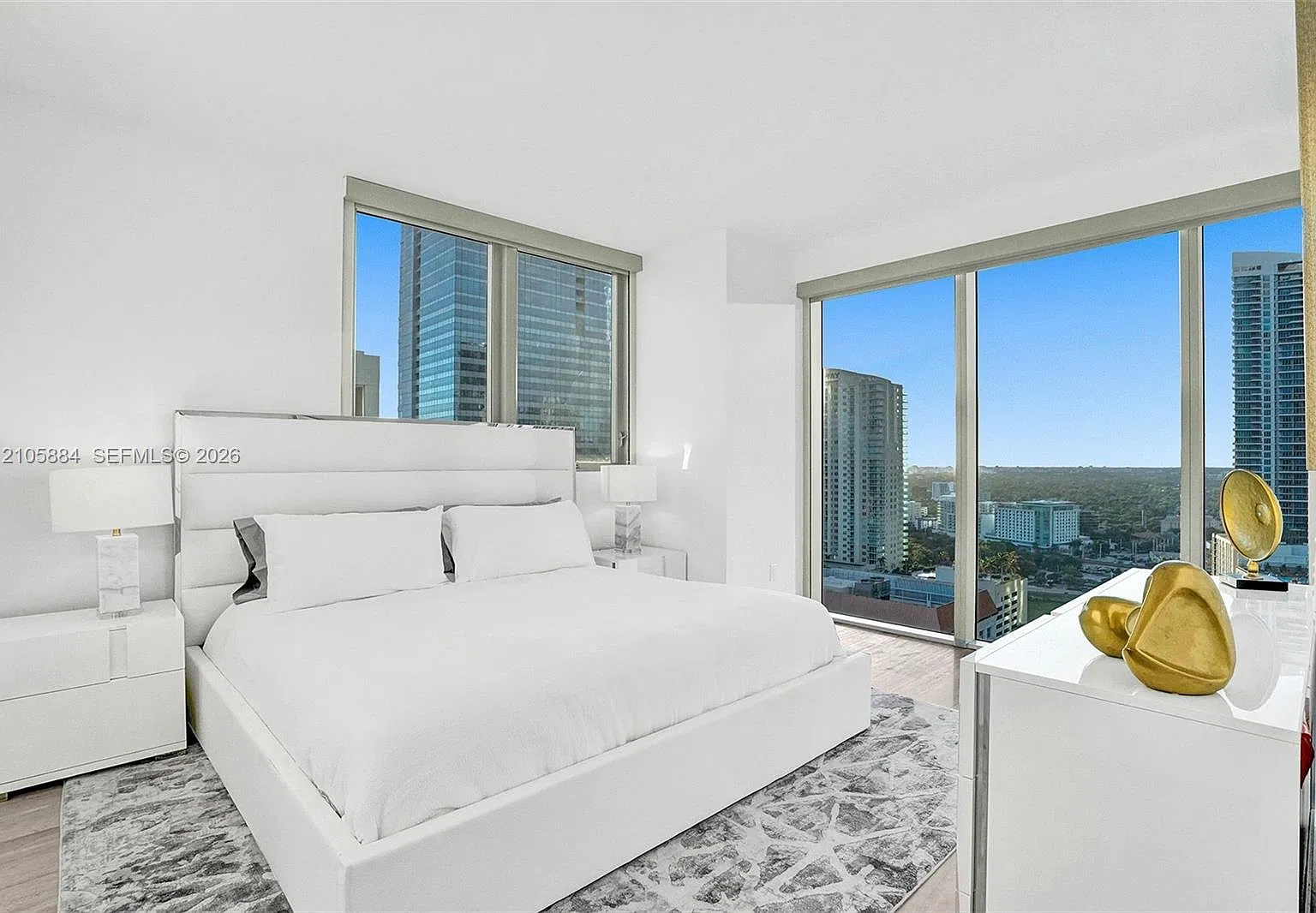 Brickellhouse Condo — Photo 2