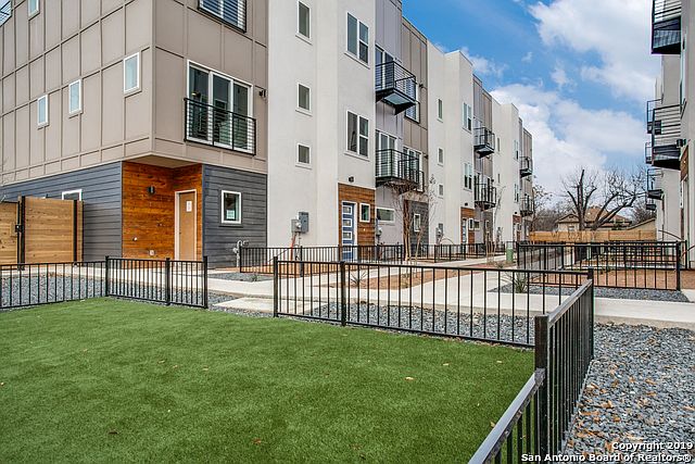 1st image of 811 E Elmira St #11