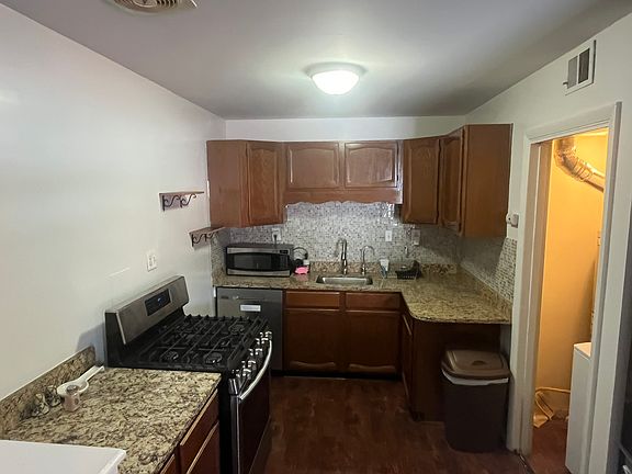 4th image of 1751 Anderson Rd #A