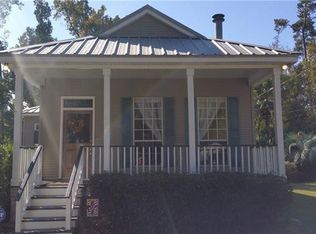 1900 Montgomery St, Mandeville, LA 70448
