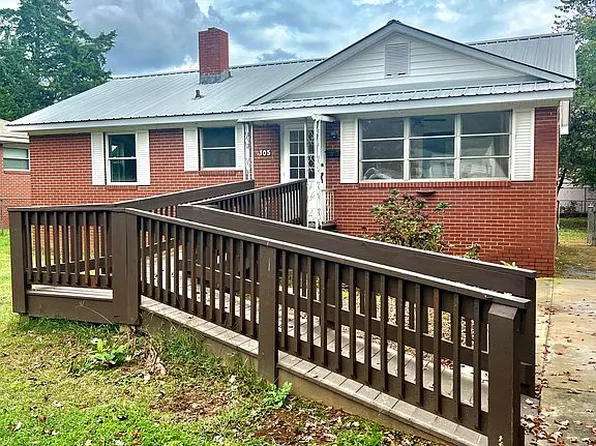 105 Shoaf St, Lexington, NC 27292
