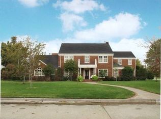 1714 Pennington Way, Nichols Hills, OK 73116