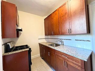 1911 Albemarle Rd APT 1D, Brooklyn, NY 11226