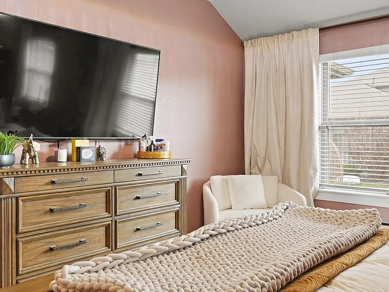 1511 Maple Ridge Dr — Photo 24