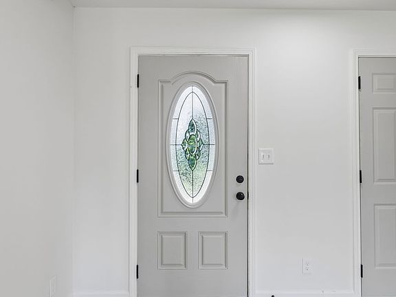 5th image of 3177 Brook Hill Dr