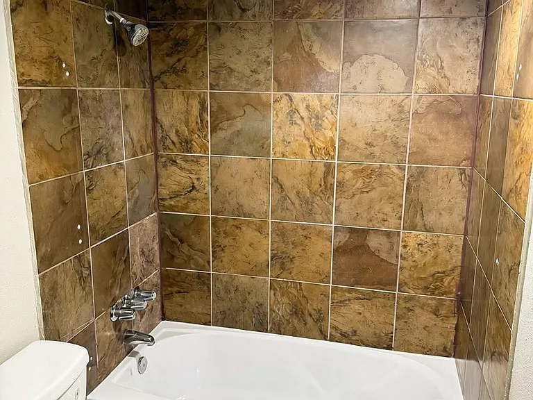 2230 S Piney Point Rd #221 — Photo 11