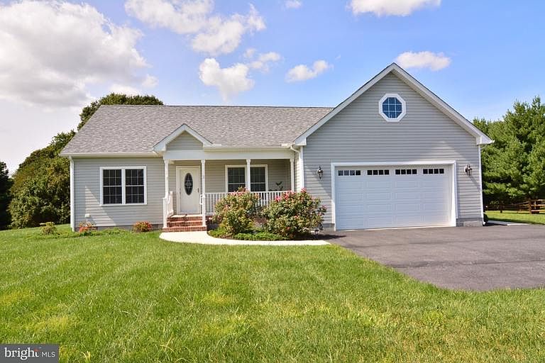 1st image of 3 Dove Knoll Dr