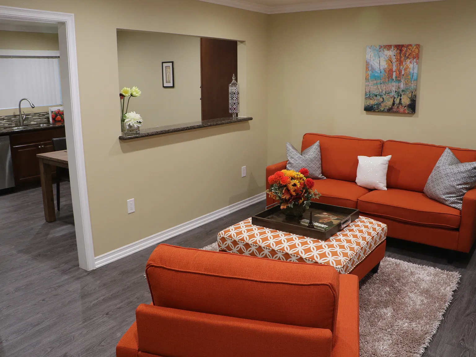 Orange Grove Apartments — Photo 2