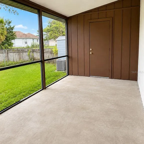 587 Imperial Pl — Photo 5