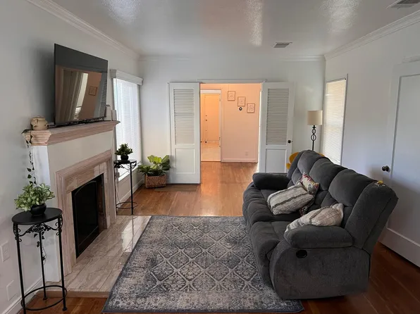 812 E McKinley Ave, Fresno, CA