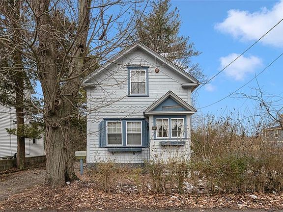 2nd image of 1409 South Broadway