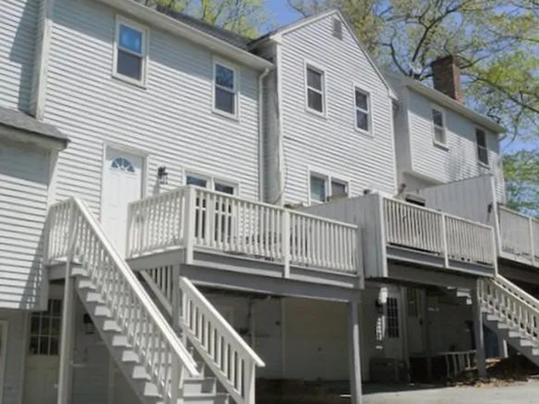 100 Central Ave #2, Ayer, MA 01432