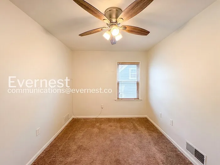 5427 Varnum St — Photo 9