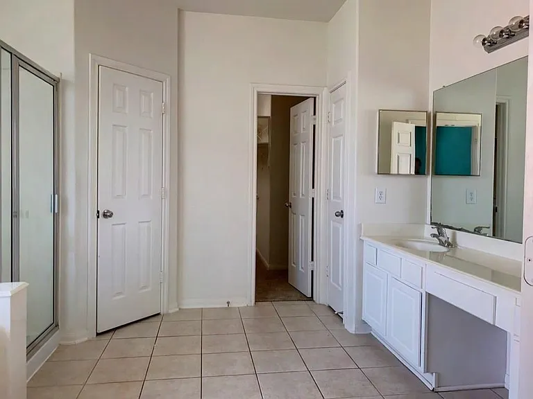 18207 Linden Forest Ln — Photo 25