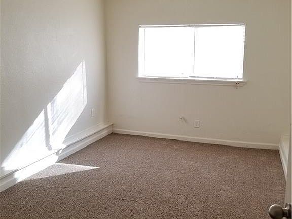 3rd image of 3509 Heath Ln