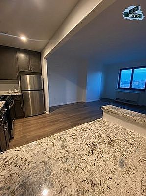 2nd image of 230 W 126th St #24E