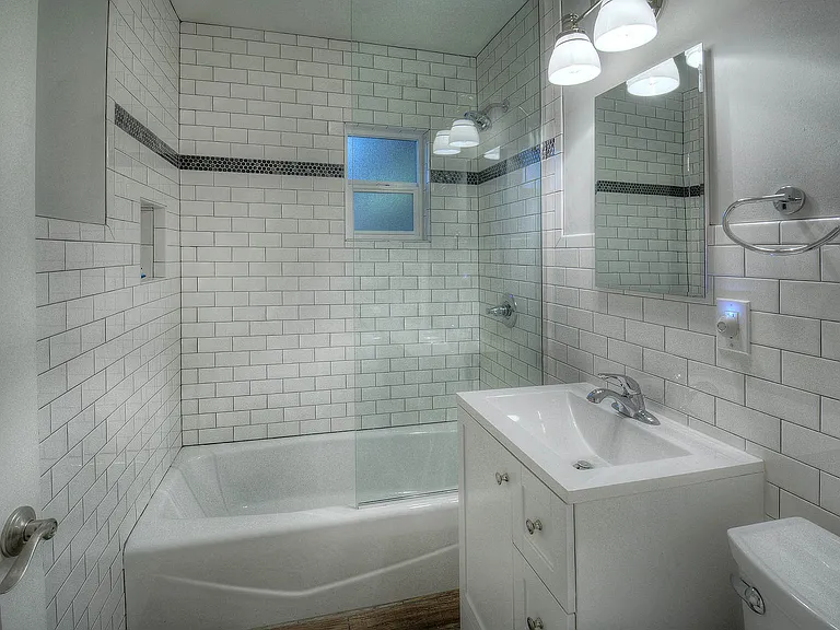 3532 E 3rd St — Photo 12