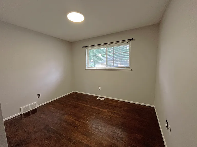13643 Irvington Ct — Photo 14