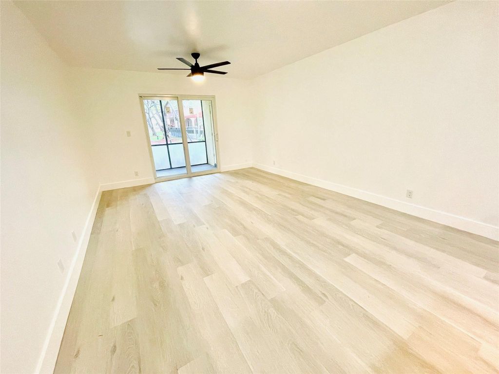 257 S Cypress Road #414, photo 8