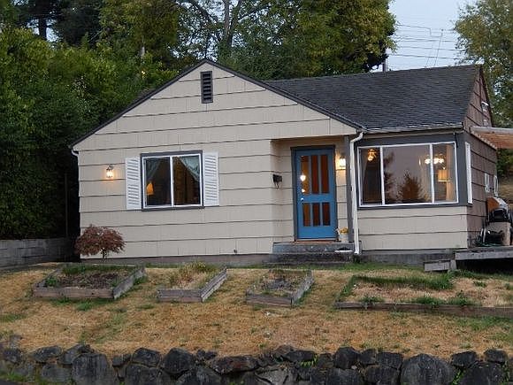 1st image of 2028 E Morton St