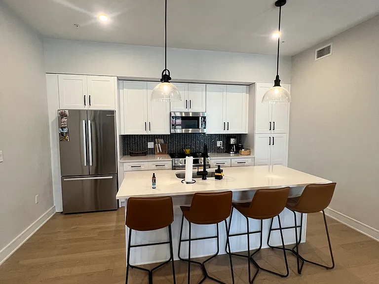 37 Horace St #102 — Photo 4