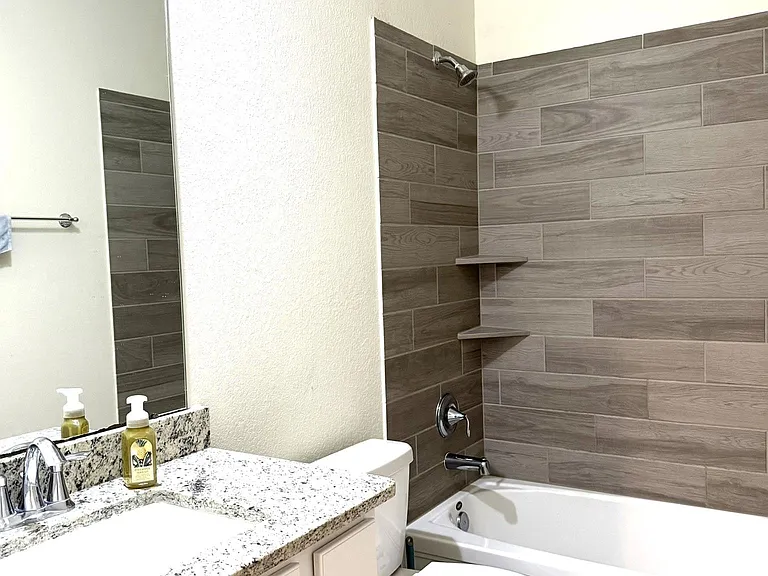 15823 Vanderpool River Dr — Photo 24