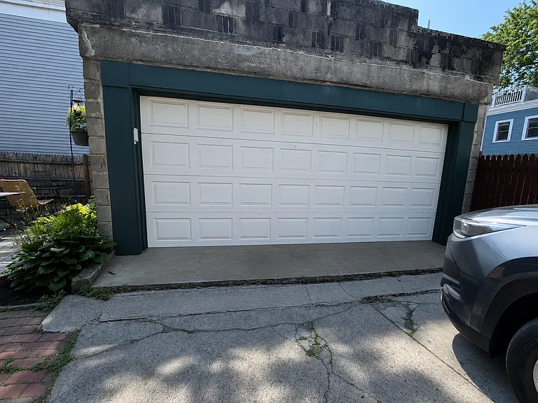 296 Columbia St #3 — Photo 2