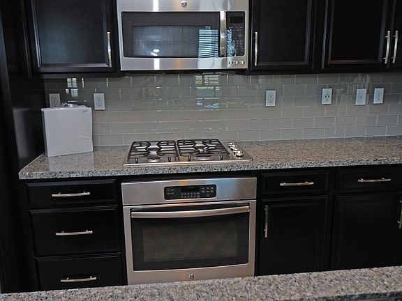 5th image of 124 Naples Pl