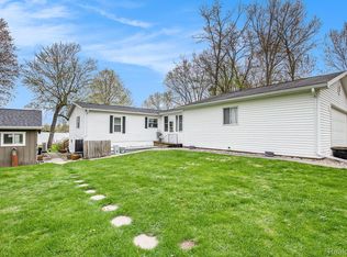 347 Lou Alice Dr, Columbiaville, MI 48421