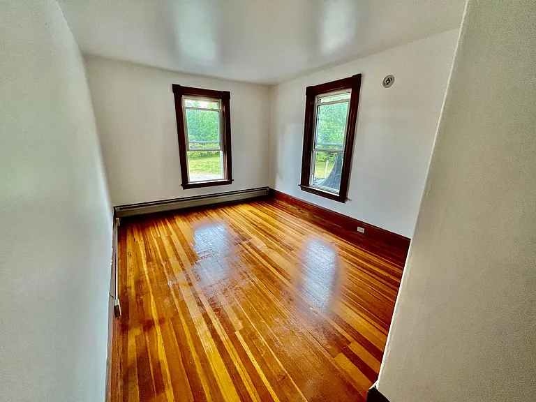 45 Holbrook Ave #6 — Photo 22