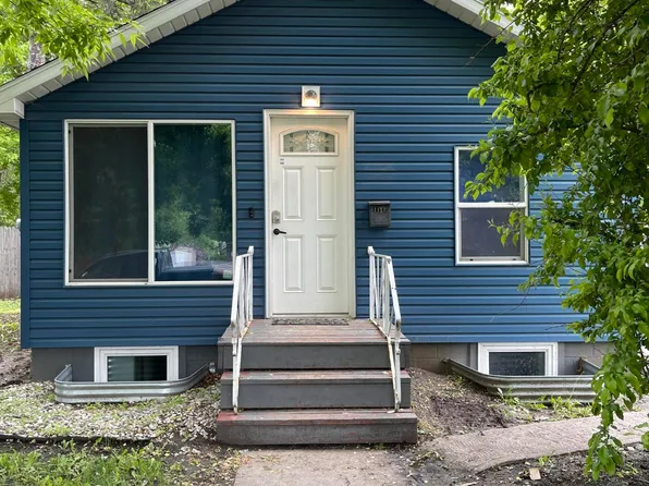 1112 5th Ave NW, East Grand Forks, MN 56721