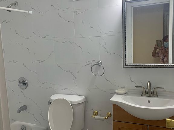 5th image of 1305 Bell Blvd Floor 3
