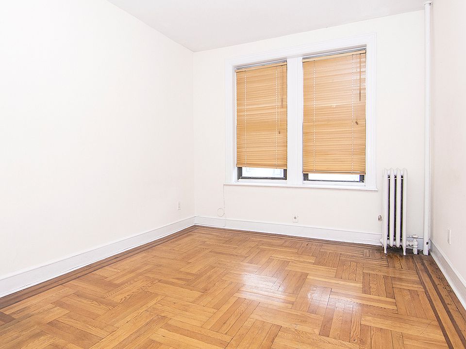 1st image of 24-60 28th St #1F