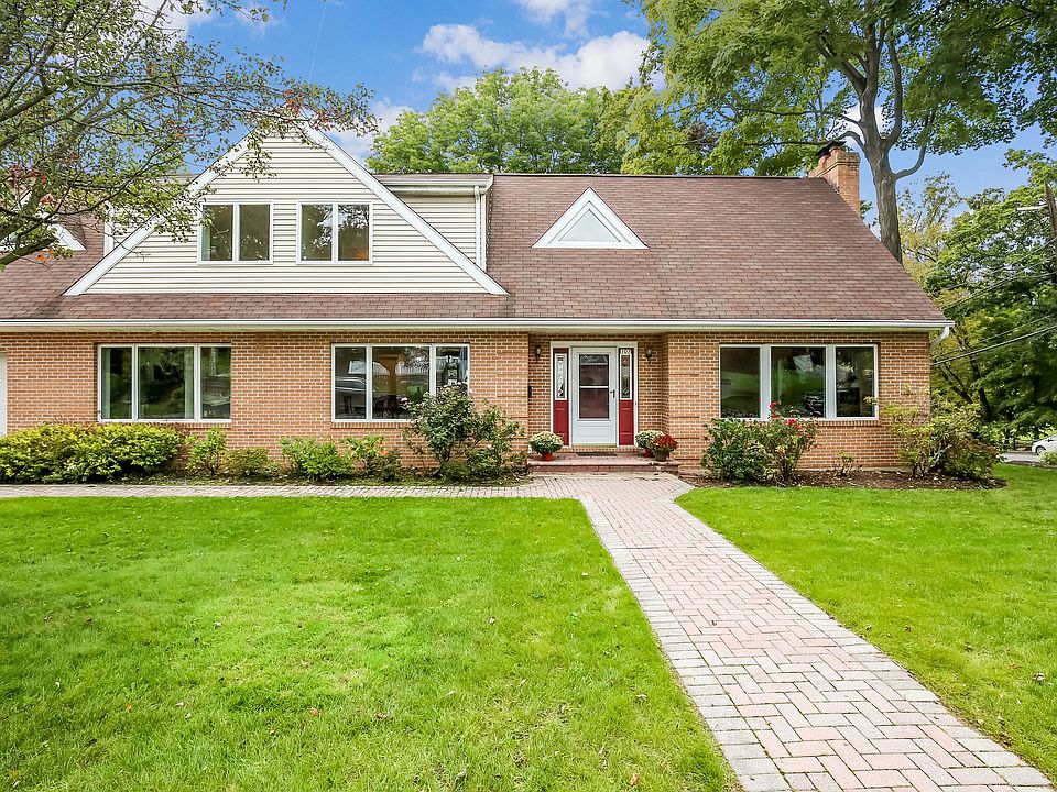 107 Potter Rd Scarsdale, NY 10583 (01 of 36 ).jpg